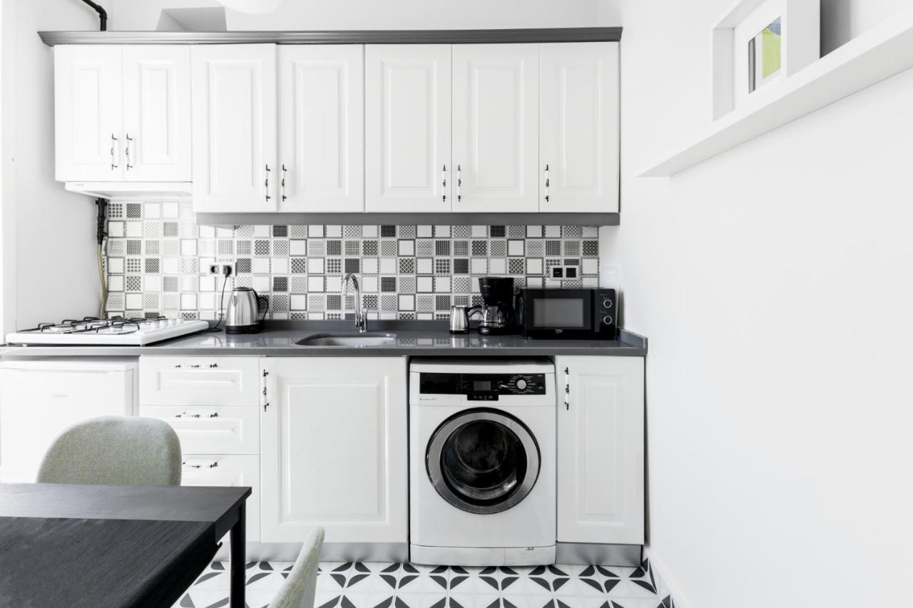Modern Flat 5 Min To Galata Tower In Istiklal Ave Apartment Istanbul Luaran gambar